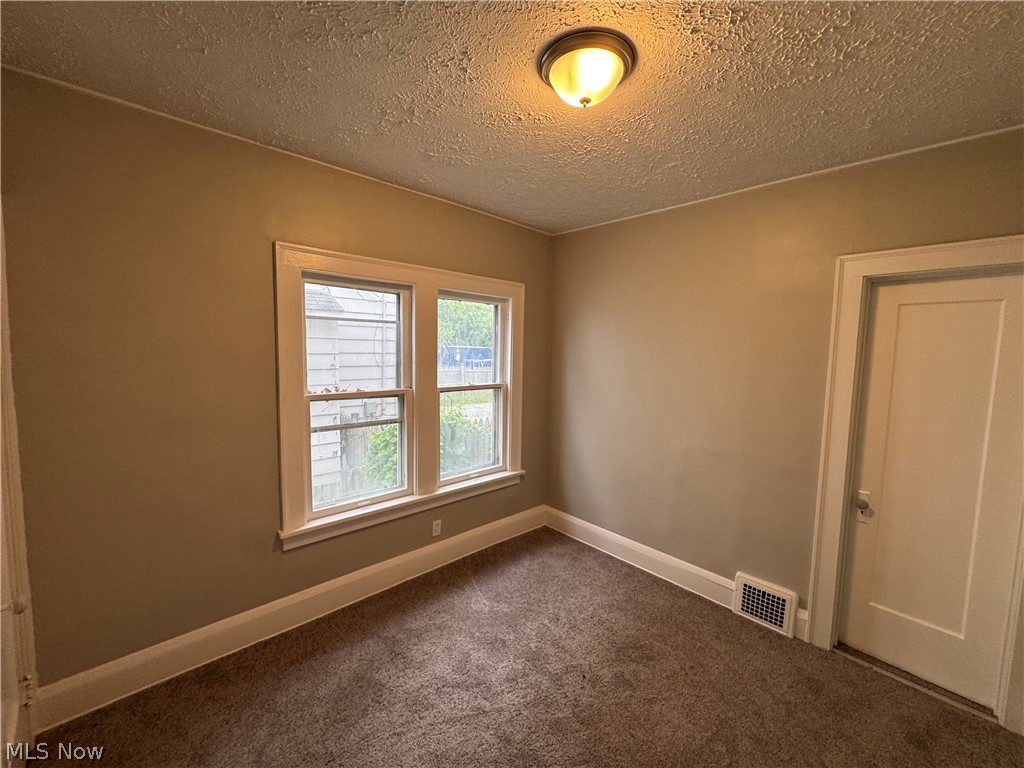 1092 E 169th Street Cleveland OH 44110