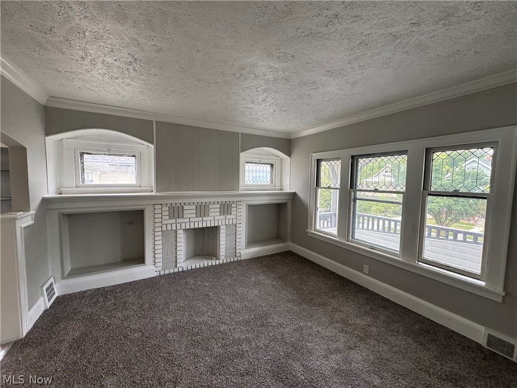 1092 E 169th Street Cleveland OH 44110