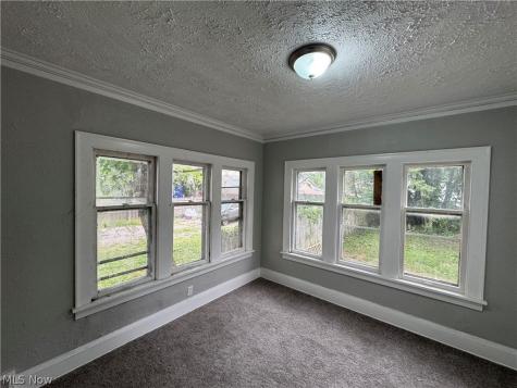 1092 E 169th Street Cleveland OH 44110