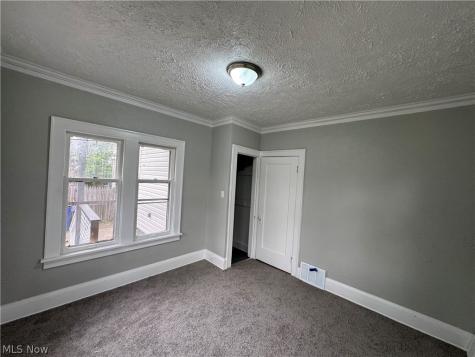 1092 E 169th Street Cleveland OH 44110