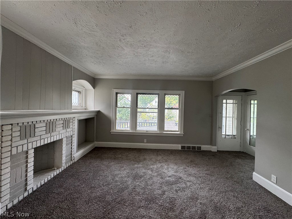 1092 E 169th Street Cleveland OH 44110