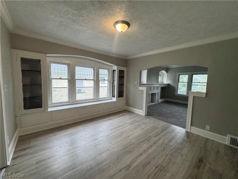 1092 E 169th Street Cleveland OH 44110