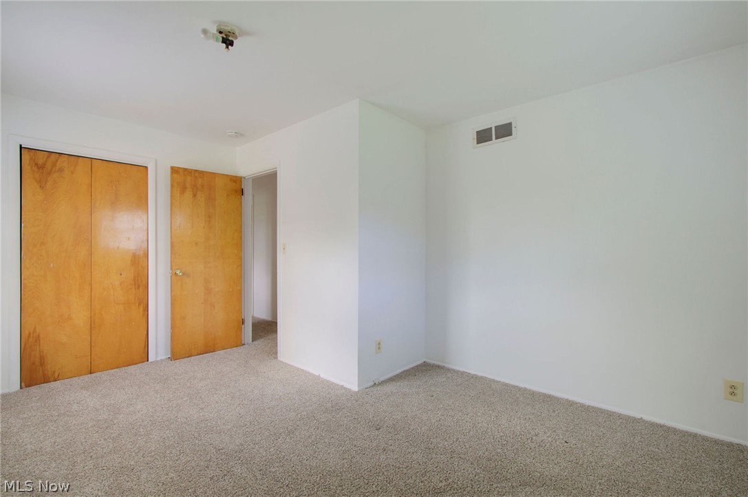 1443-1445 Hyde Park Avenue Akron OH 44310