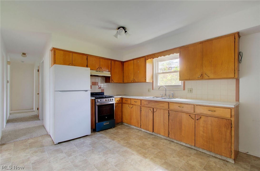 1443-1445 Hyde Park Avenue Akron OH 44310