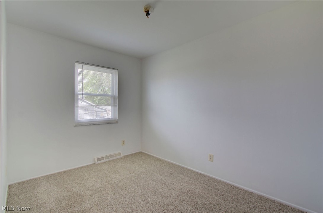 1443-1445 Hyde Park Avenue Akron OH 44310