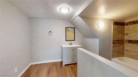 3200 W 94th Street Cleveland OH 44102