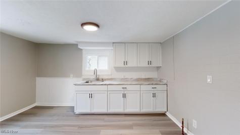 3200 W 94th Street Cleveland OH 44102