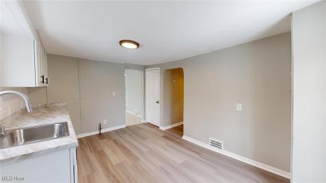 3200 W 94th Street Cleveland OH 44102