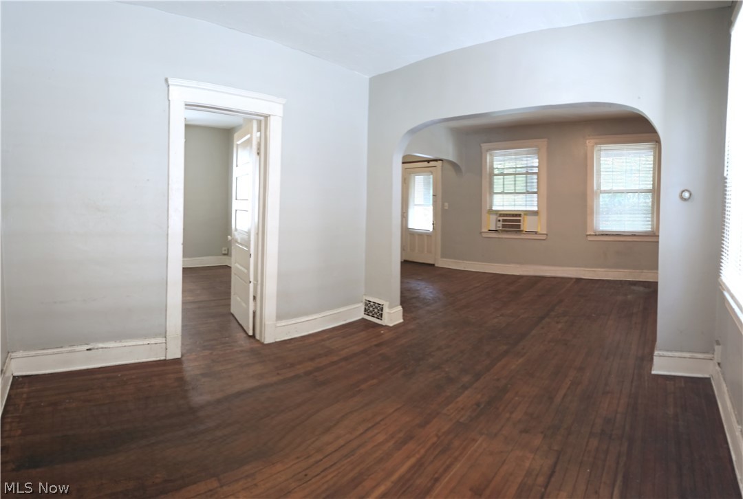 1812 Treadway Avenue Cleveland OH 44109
