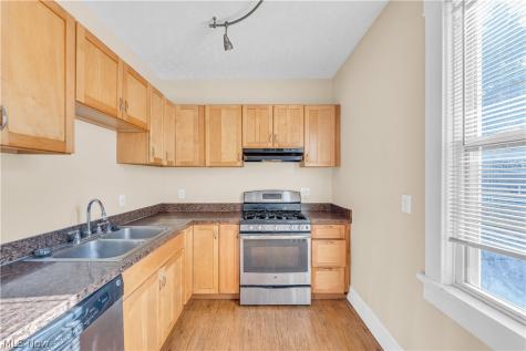 1949 W 54th Street Cleveland OH 44102
