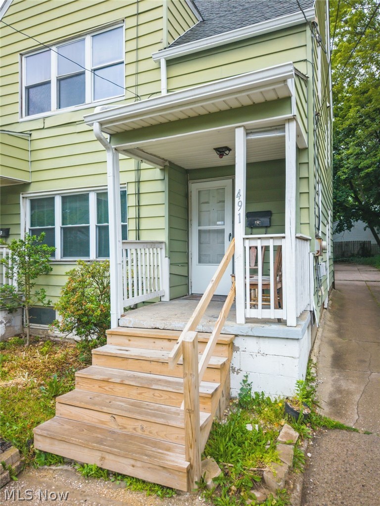 491-493 Delmar Avenue Akron OH 44310