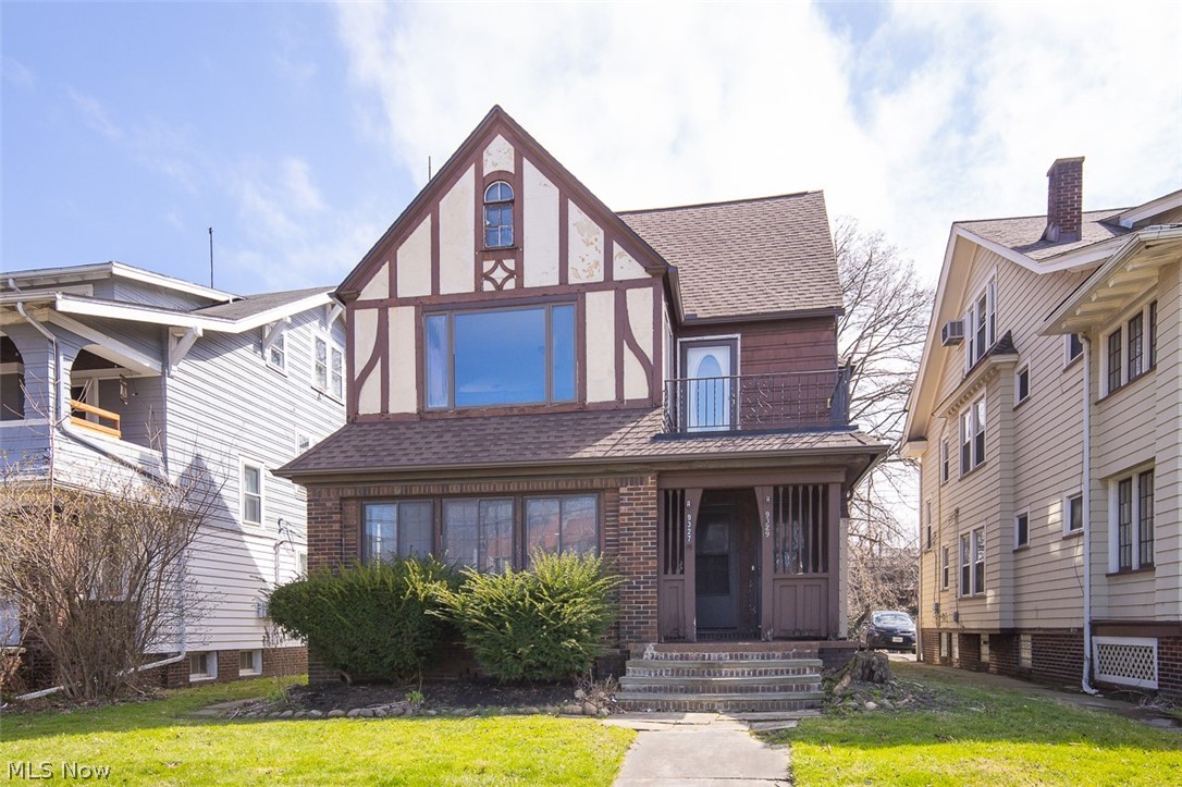 9327 Clifton Boulevard Cleveland OH 44102