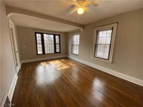 9327 Clifton Boulevard Cleveland OH 44102
