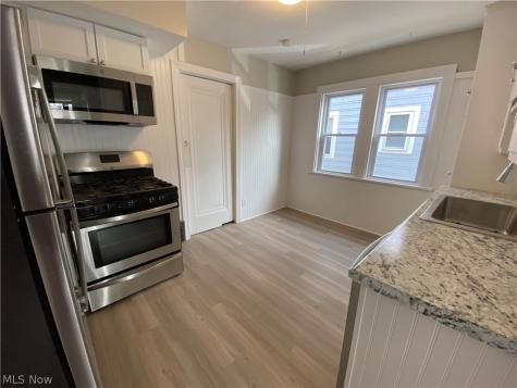 9327 Clifton Boulevard Cleveland OH 44102
