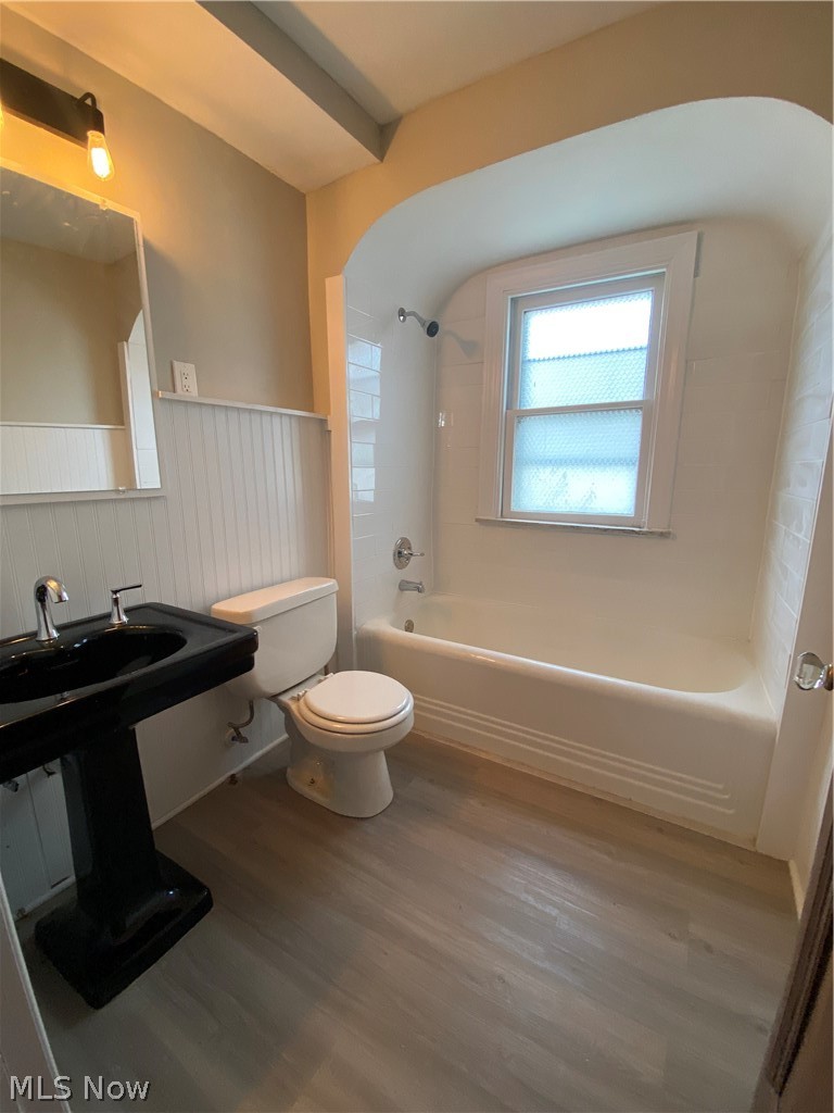 9327 Clifton Boulevard Cleveland OH 44102
