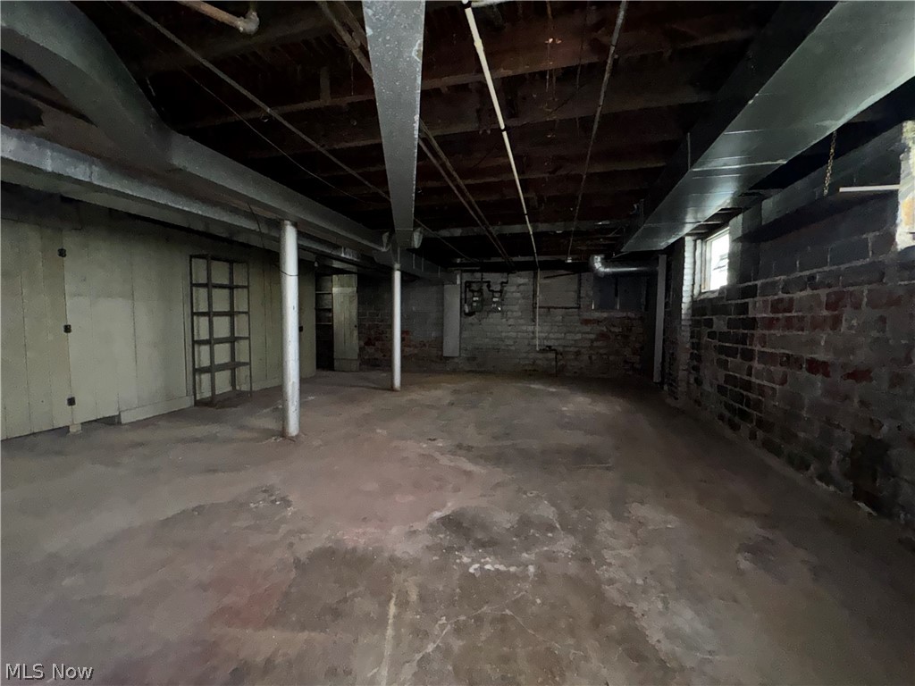 9327 Clifton Boulevard Cleveland OH 44102