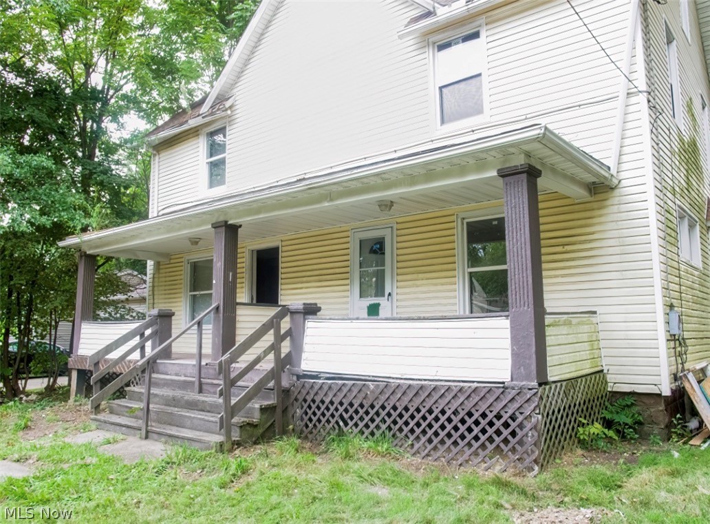 1364-1366 Marcy Street Akron OH 44301