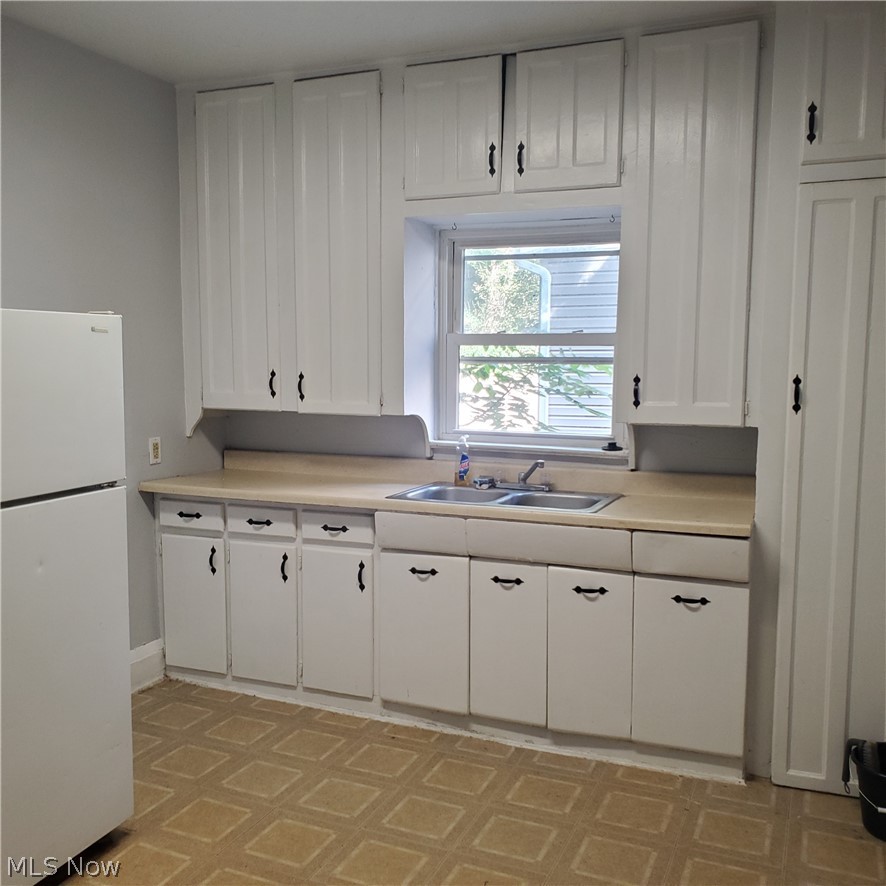 82 Aqueduct Street Akron OH 44303