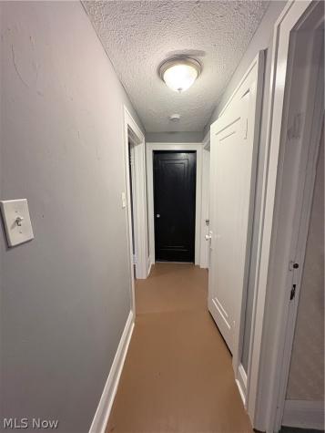 1248 Pondview Akron OH 44305