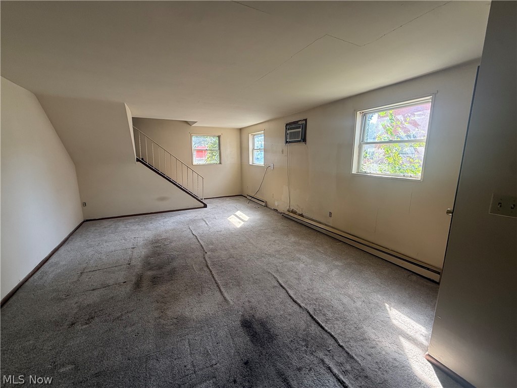 952 N Highland Avenue Girard OH 44420