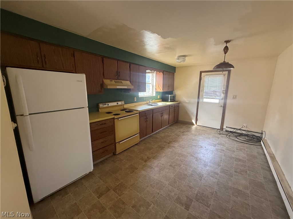 952 N Highland Avenue Girard OH 44420