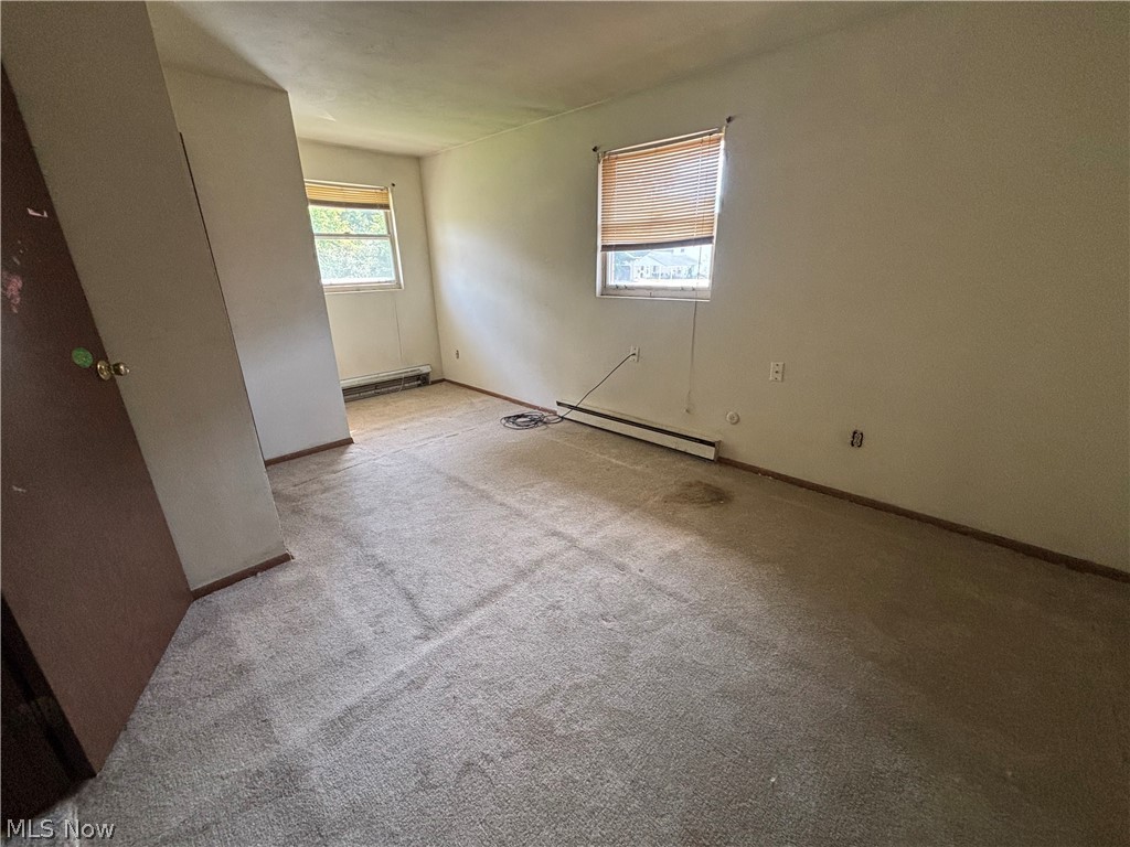 952 N Highland Avenue Girard OH 44420