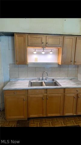 7320 Covert Avenue Cleveland OH 44105