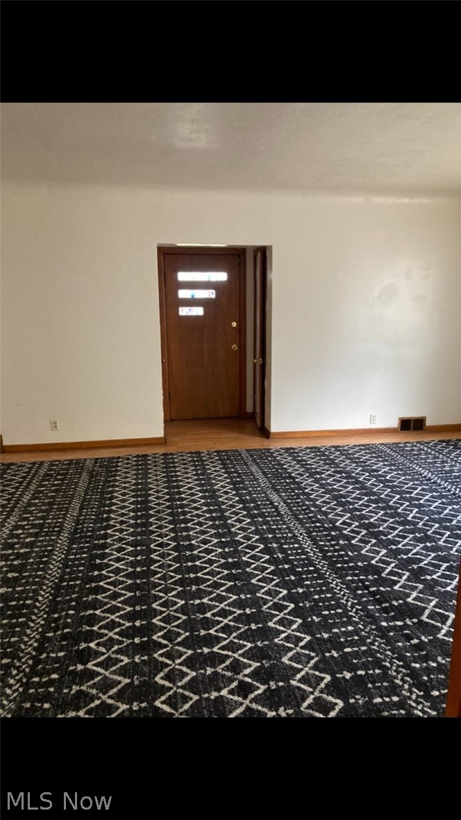 7320 Covert Avenue Cleveland OH 44105