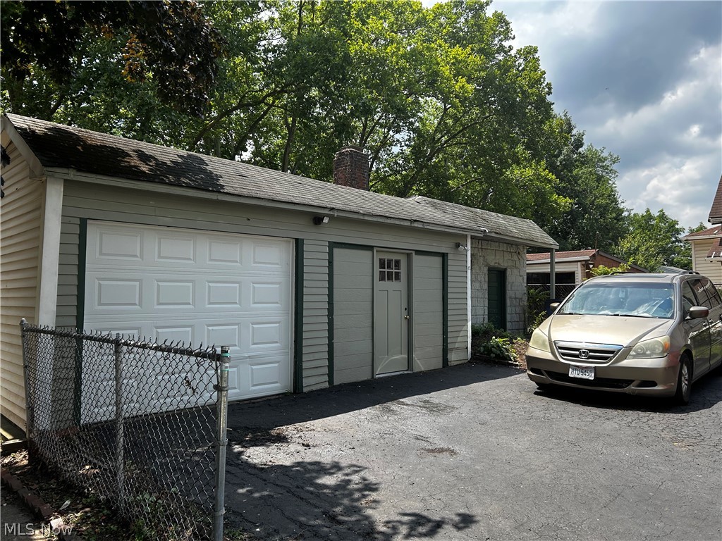 7320 Covert Avenue Cleveland OH 44105