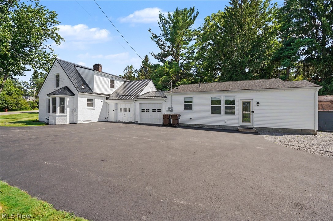 9248 Woodworth Road North Lima OH 44452