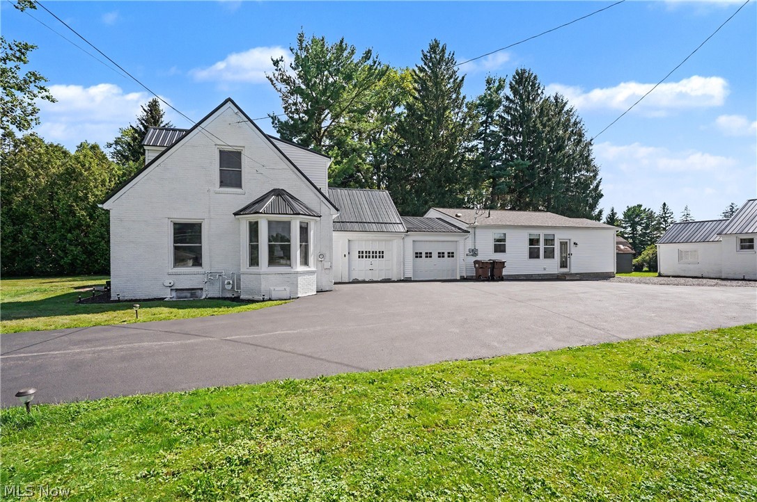 9248 Woodworth Road North Lima OH 44452