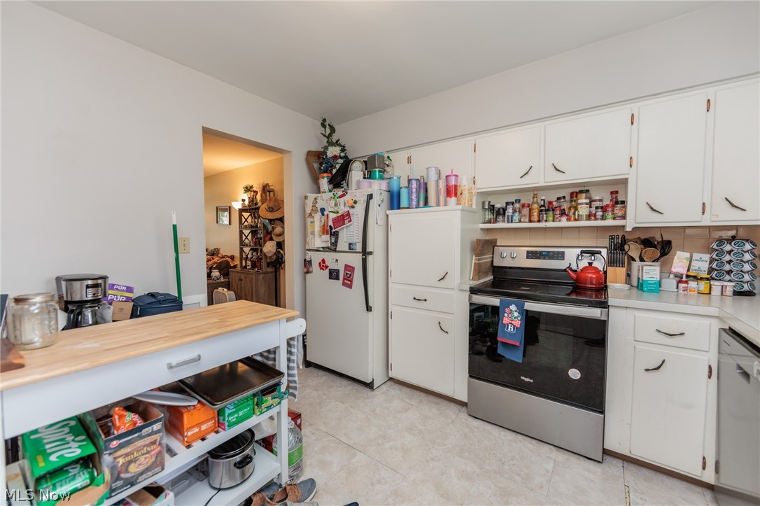 3284-3290 Hudson Drive Cuyahoga Falls OH 44221