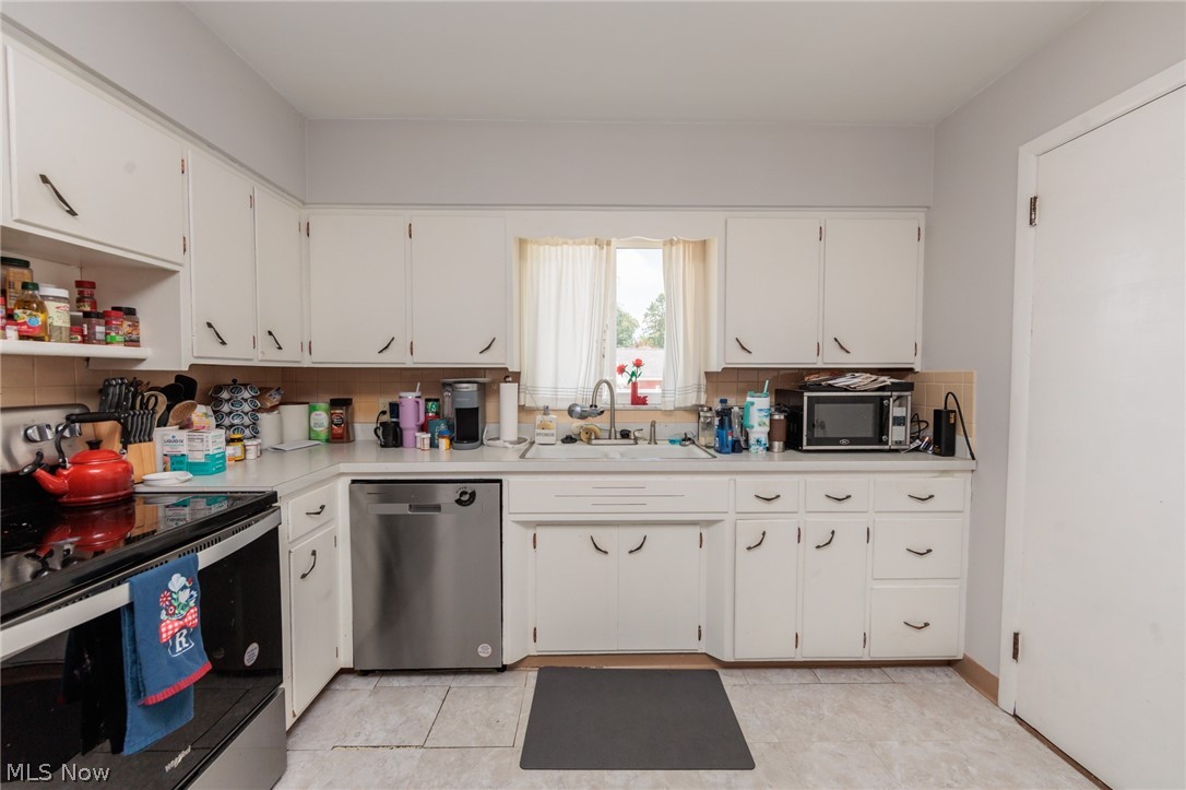 3284-3290 Hudson Drive Cuyahoga Falls OH 44221