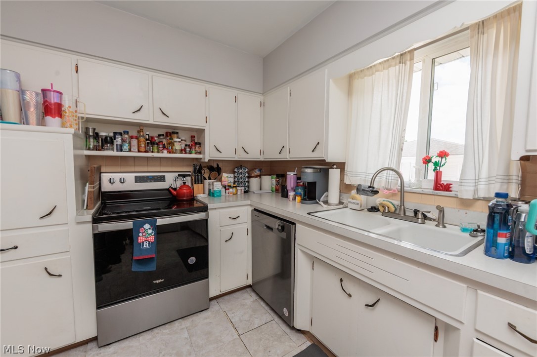 3284-3290 Hudson Drive Cuyahoga Falls OH 44221