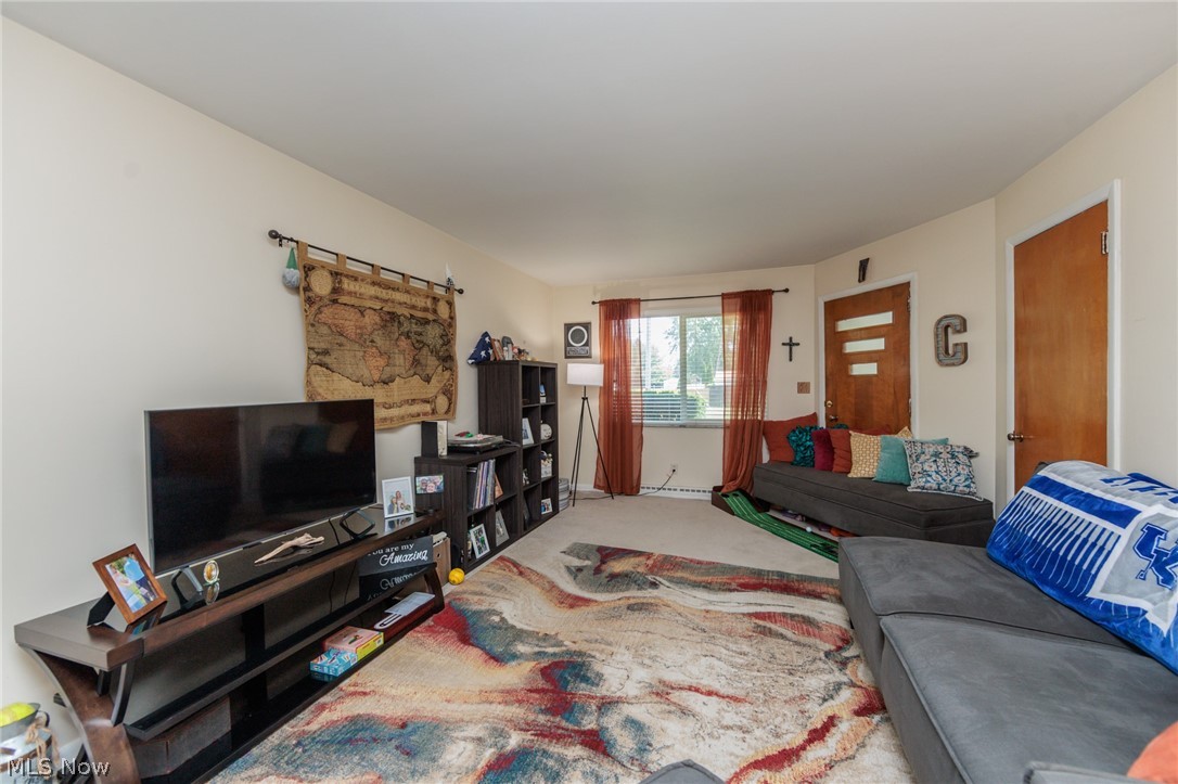 3284-3290 Hudson Drive Cuyahoga Falls OH 44221