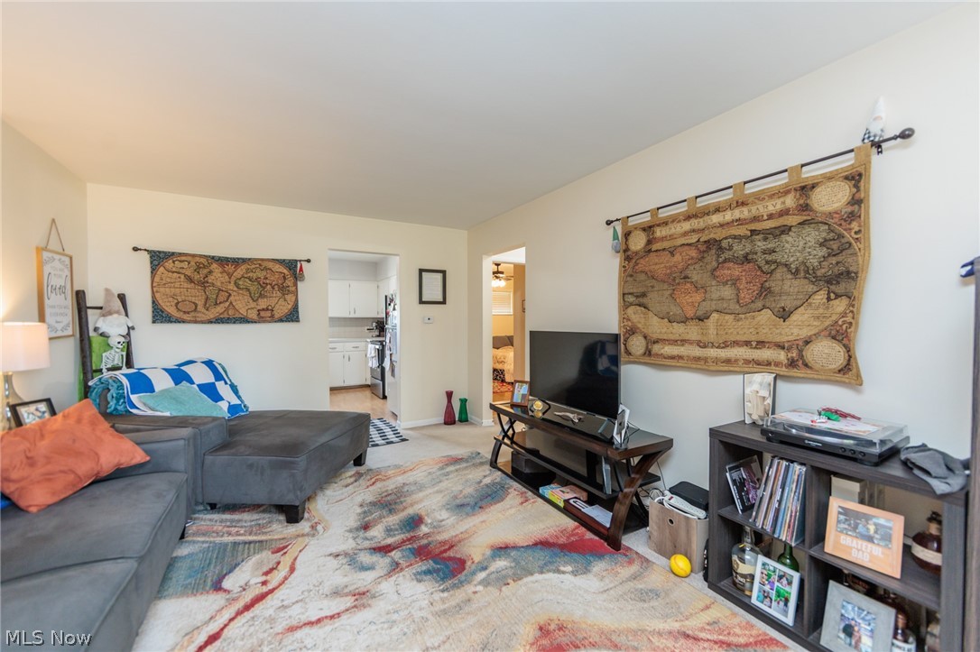 3284-3290 Hudson Drive Cuyahoga Falls OH 44221