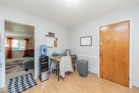 3284-3290 Hudson Drive Cuyahoga Falls OH 44221