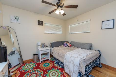 3284-3290 Hudson Drive Cuyahoga Falls OH 44221