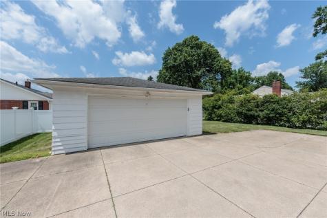 3284-3290 Hudson Drive Cuyahoga Falls OH 44221
