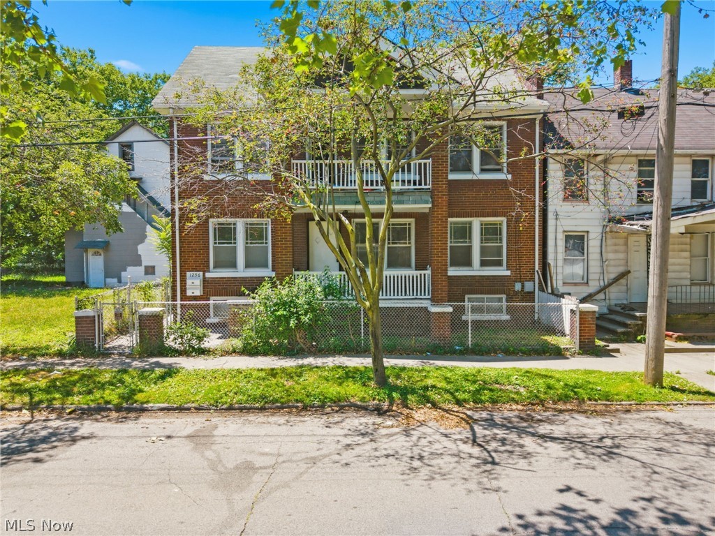 1256 E 60th Street Cleveland OH 44103
