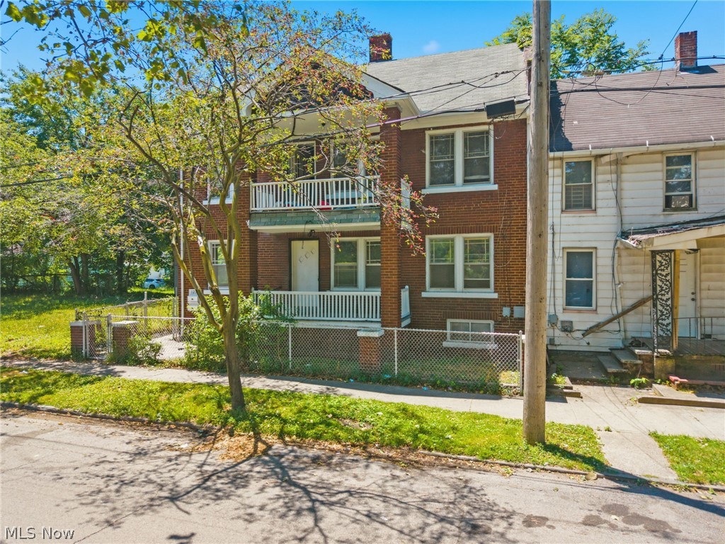 1256 E 60th Street Cleveland OH 44103