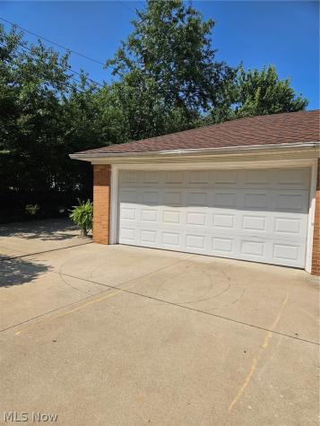 6003 Belmere Drive Parma OH 44129