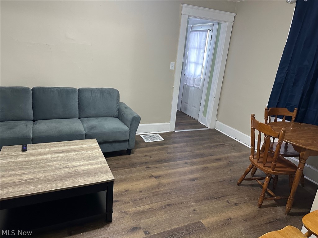 447 Buffalo Street Conneaut OH 44030
