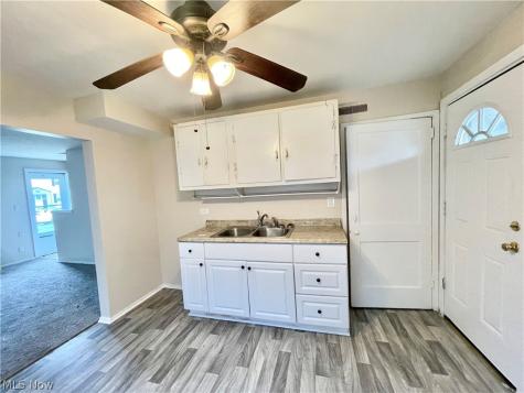818-824 S Central Drive Lorain OH 44052