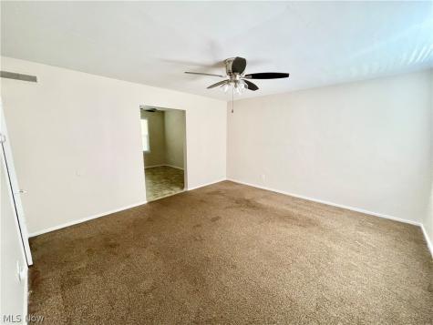 818-824 S Central Drive Lorain OH 44052