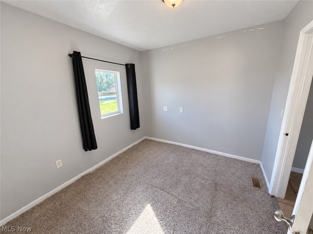 140 14th Street NW Barberton OH 44203
