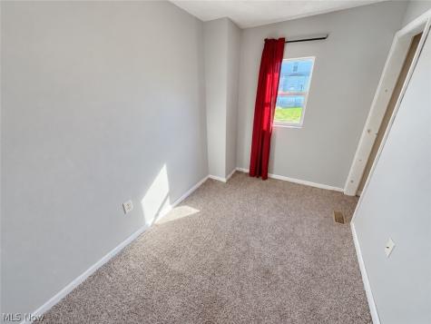 140 14th Street NW Barberton OH 44203