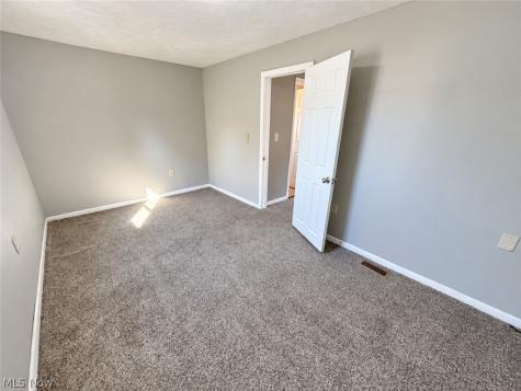 140 14th Street NW Barberton OH 44203