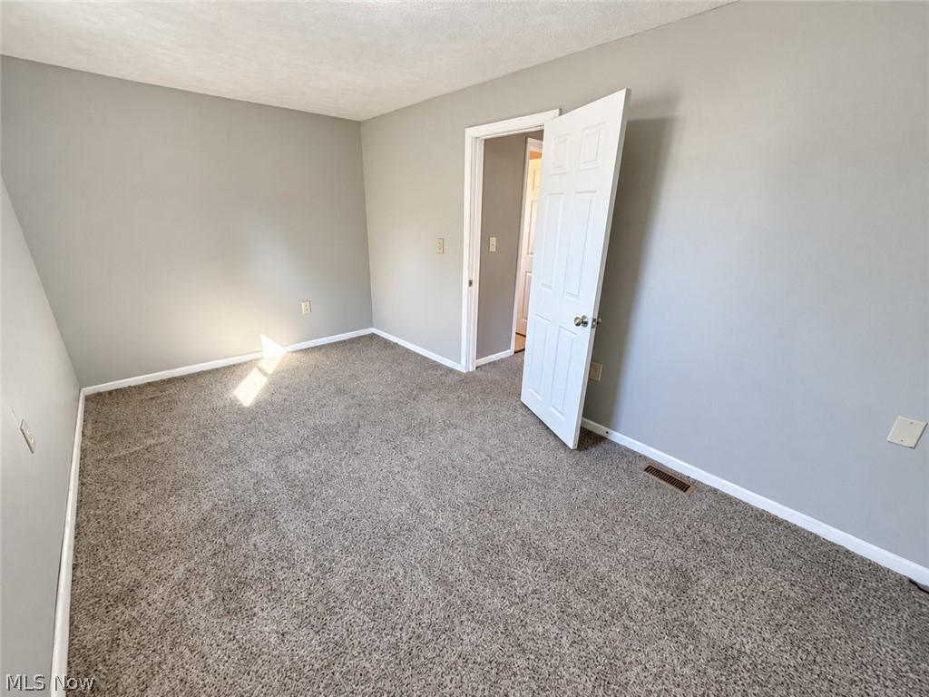 140 14th Street NW Barberton OH 44203