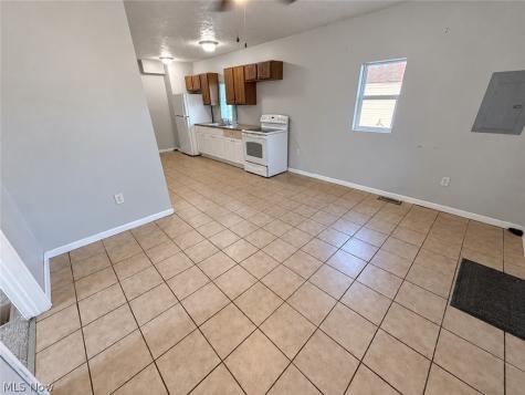 140 14th Street NW Barberton OH 44203